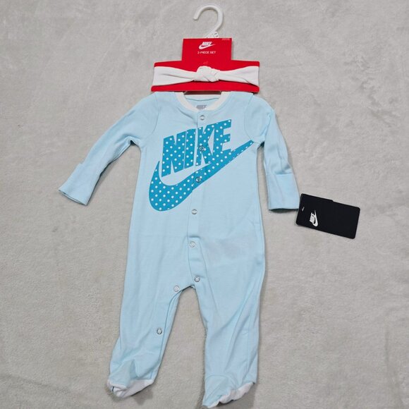 🆑️Nike Baby 2-Piece Polka Dot Logo Footed Coverall & Headband Cotton Blue/White - Picture 1 of 6